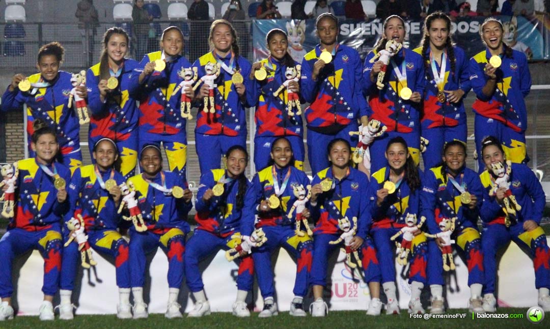 Uruguay aseguró medalla en el fútbol femenino de los Odesur y va por el oro  - EL PAÍS Uruguay