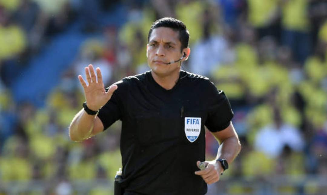 Arbitro internacional Jesús Valenzuela