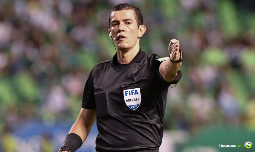 Arbitro Colombiano Andrés Rojas