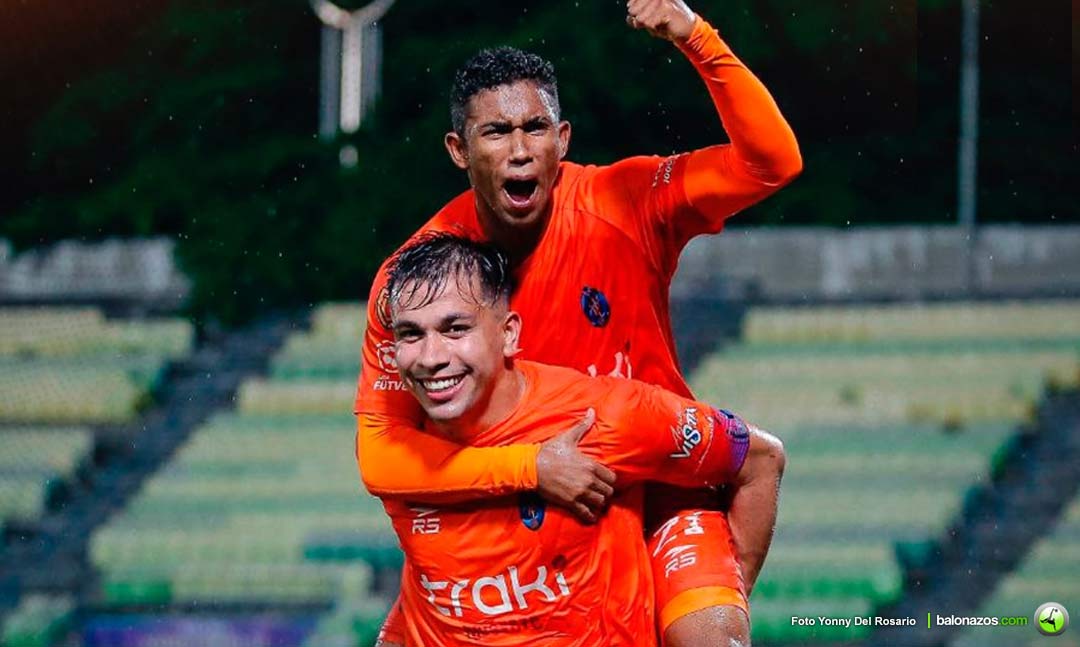 Deportivo La Guaira venció por 2-0 a la UCV FC