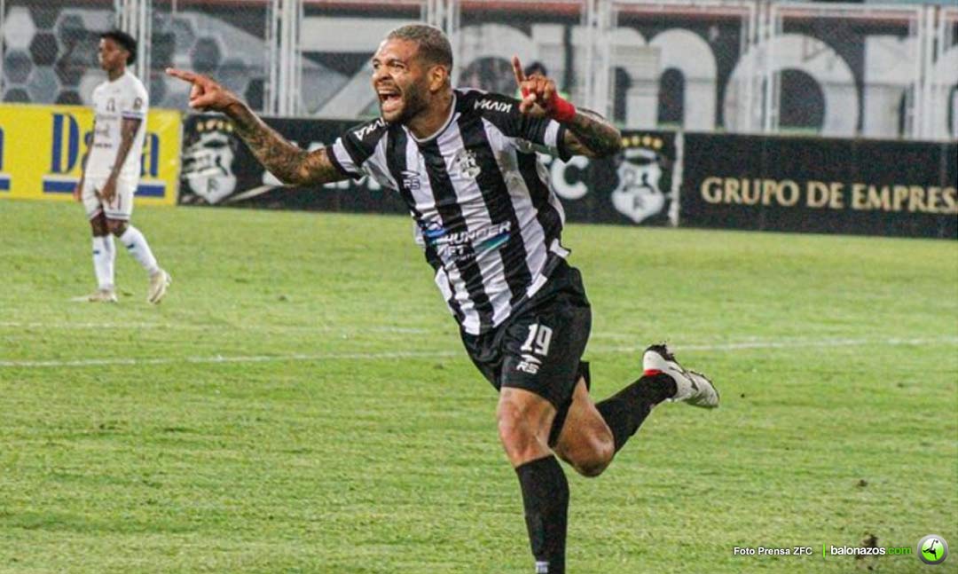 el Zamora propinó una nueva derrota al campeón Carabobo FC