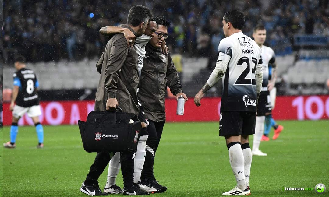 Corinthians igualó a dos goles